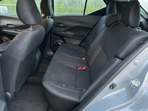 Used 2023 Nissan Kicks SV image 13