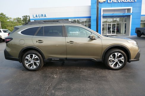 Used 2020 Subaru Outback Limited image 4