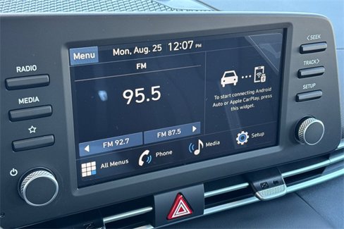 New 2025 Hyundai Elantra SE image 14