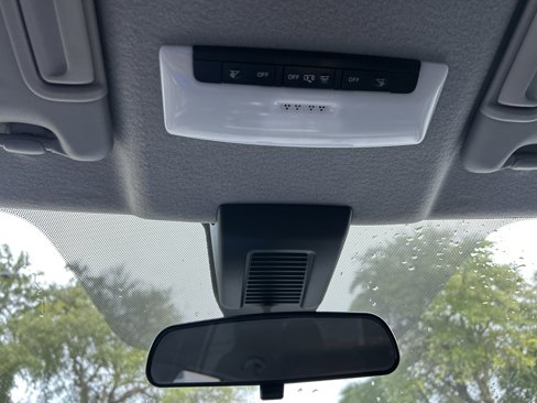 Used 2023 Nissan Kicks S image 26