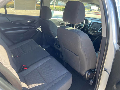 Used 2018 Chevrolet Equinox LT image 16