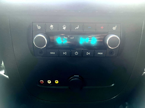 Used 2014 Chevrolet Tahoe LTZ image 41