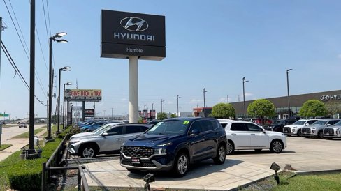 Used 2021 Hyundai Santa Fe SE image 40