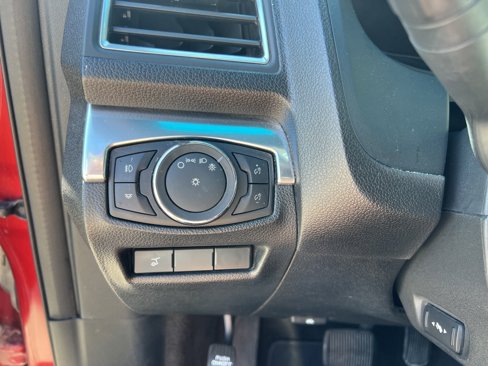 Used 2016 Ford Explorer Limited image 22