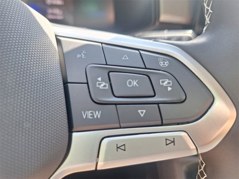 New 2025 Volkswagen Taos S image 13