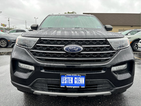 Used 2020 Ford Explorer XLT w/ Equipment Group 202A image 4