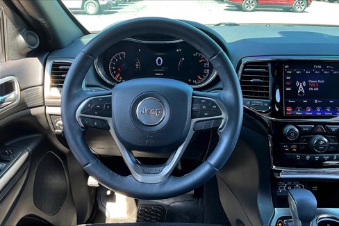 Used 2019 Jeep Grand Cherokee Altitude image 5