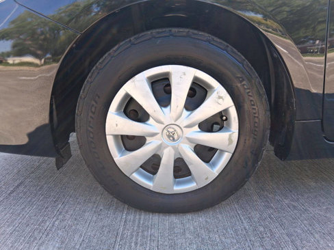 Used 2010 Toyota Corolla LE image 27
