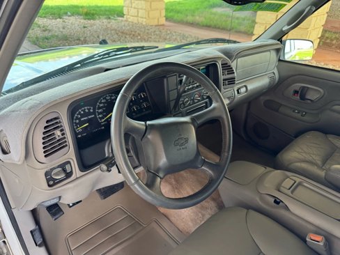 Used 1999 Chevrolet Suburban 2WD w/ Preferred Equipment Group 3 image 11