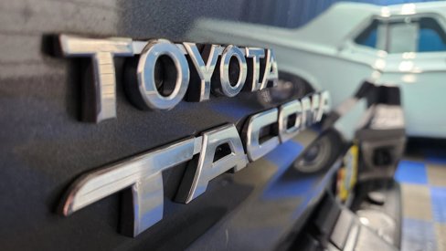 Used 2012 Toyota Tacoma 4x4 Double Cab image 38
