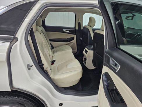 Used 2015 Ford Edge Titanium w/ Equipment Group 301A image 6