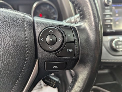 Used 2018 Toyota RAV4 Limited image 30