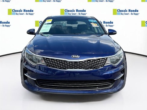 Used 2018 Kia Optima EX w/ Premium Package image 2