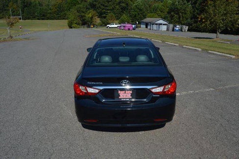 Used 2013 Hyundai Sonata Limited w/ Premium Pkg image 10