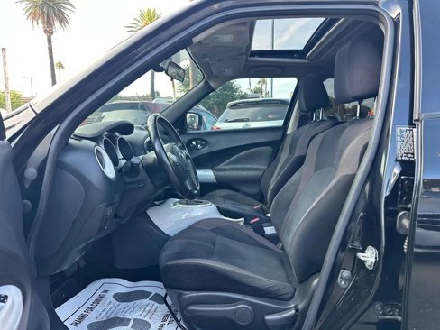 Used 2017 Nissan Juke SV image 25