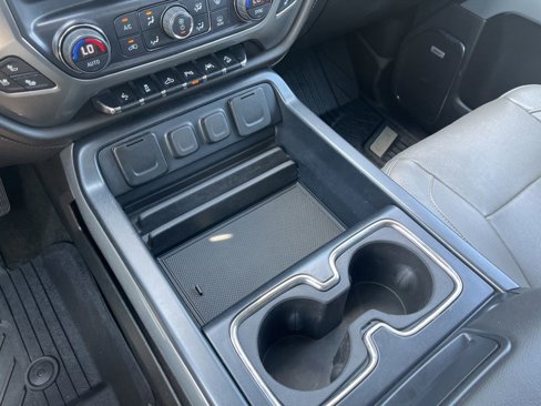 Used 2018 Chevrolet Silverado 1500 LTZ Z71 w/ LTZ Plus Package image 19