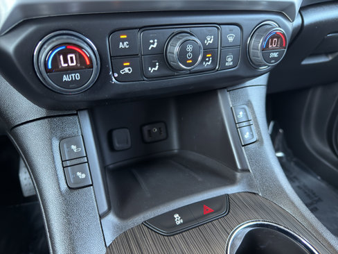 Used 2019 GMC Acadia SLT image 30