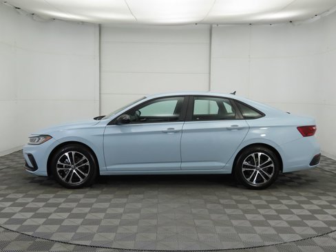 New 2025 Volkswagen Jetta Sport image 9