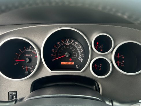 Used 2015 Toyota Sequoia SR5 image 18