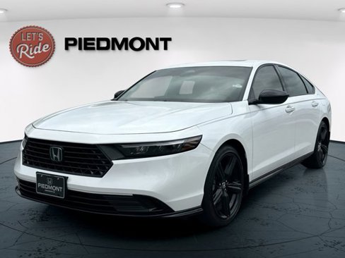 Used 2023 Honda Accord Sport image 9