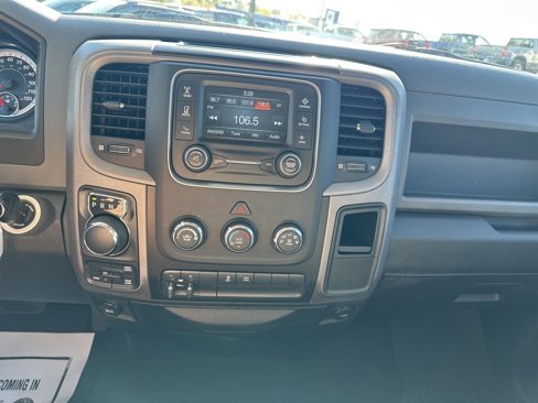 Used 2018 RAM 1500 Express w/ Black Ram 1500 Express Group image 18