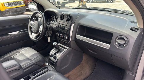 Used 2016 Jeep Compass High Altitude image 27