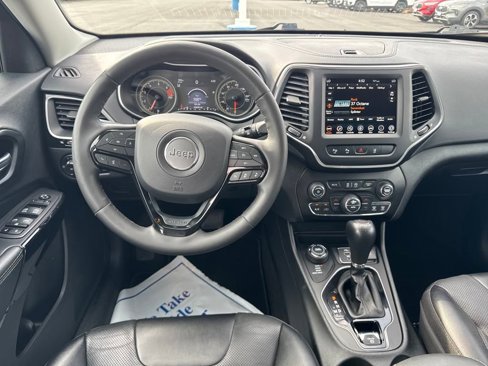 Used 2023 Jeep Cherokee Altitude Lux image 13