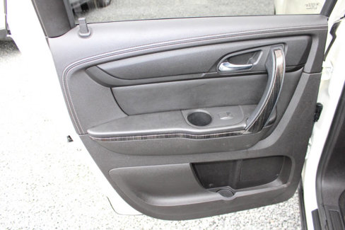 Used 2014 GMC Acadia SLT image 26