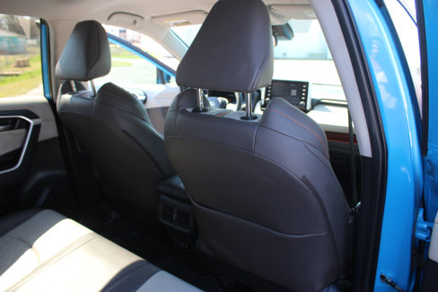 Used 2019 Toyota RAV4 Adventure image 41