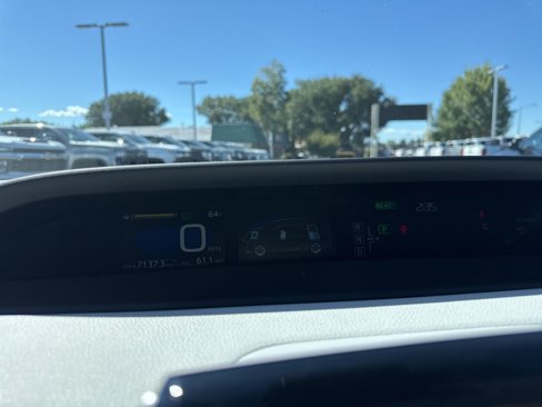 Used 2017 Toyota Prius Four image 16