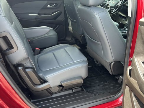 Used 2020 Chevrolet Traverse LT w/ Driver Confidence II Package image 22