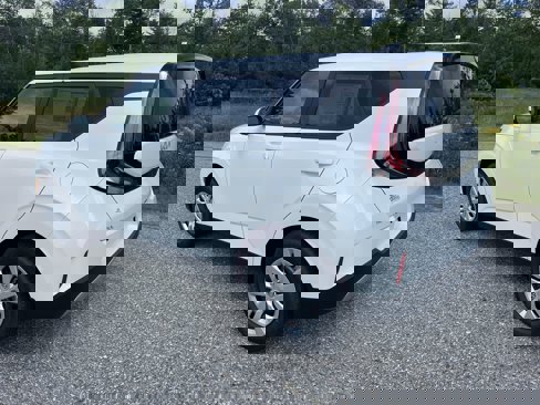 New 2025 Kia Soul LX image 7