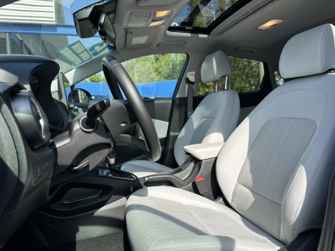 Used 2023 Hyundai Kona SEL w/ Convenience Package image 14