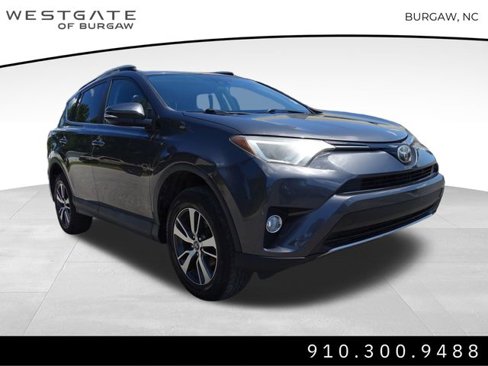 Used 2017 Toyota RAV4 XLE image 1