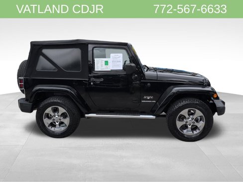 Certified 2016 Jeep Wrangler Sahara w/ Mopar Chrome Edition Group image 4