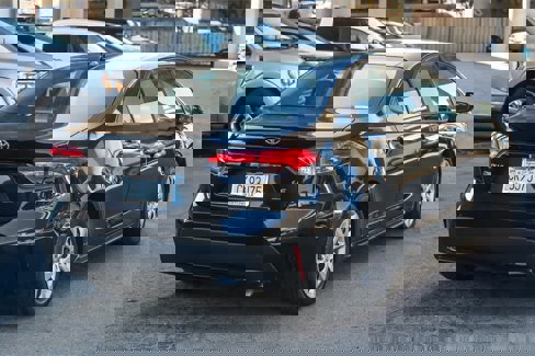 Used 2020 Toyota Corolla LE image 6