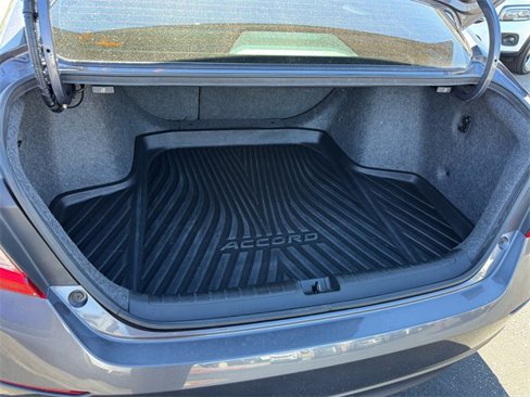 Used 2018 Honda Accord EX-L image 13