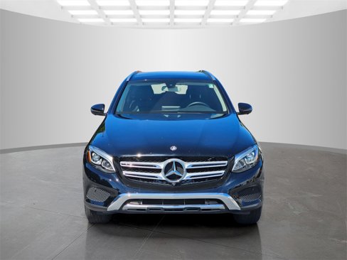 Used 2019 Mercedes-Benz GLC 300 image 2