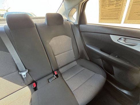 Used 2024 Kia Forte LXS image 37