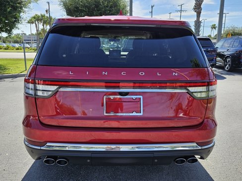 Used 2020 Lincoln Aviator Reserve w/ Elements Package Plus image 6