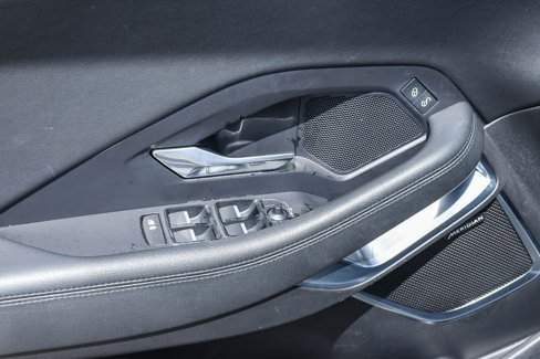 Used 2018 Jaguar E-PACE S image 21