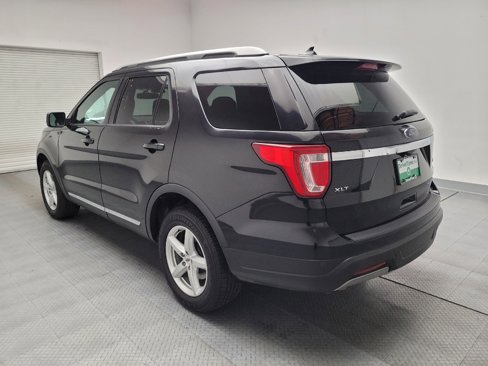 Used 2019 Ford Explorer XLT w/ Equipment Group 201A image 5