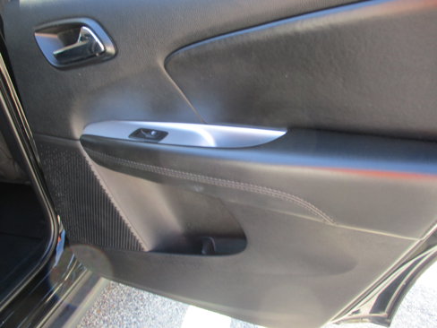 Used 2019 Dodge Journey SE w/ Blacktop Package image 25