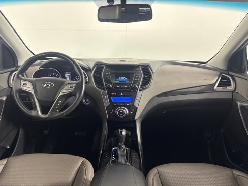 Used 2013 Hyundai Santa Fe AWD image 26