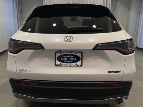 Used 2025 Honda HR-V Sport image 6