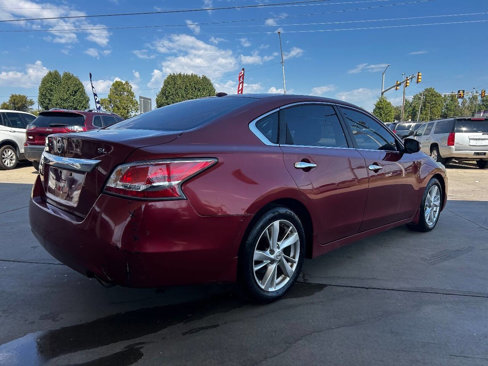 Used 2015 Nissan Altima 2.5 SL w/ Technology Package image 4