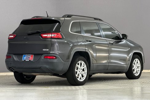 Used 2015 Jeep Cherokee Latitude image 9