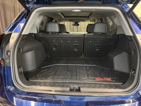 Used 2022 GMC Terrain SLT w/ Infotainment Package II image 27