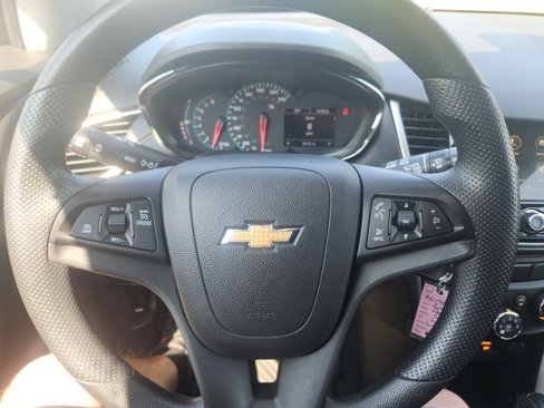 Used 2019 Chevrolet Trax LS w/ Tint and Cruise Package image 24