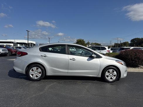 Used 2018 Kia Forte LX w/ Sports Package image 4
